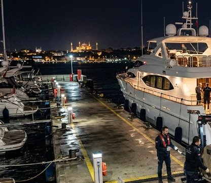 DE: Mobiler Studio-Komfort für Nachtfotografen mit Istanbul Cozy Shuttle