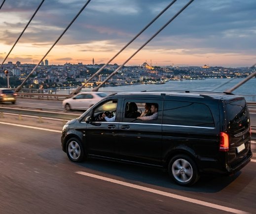 Express-VIP-Flughafentransfer zwischen den Kontinenten mit Istanbul Cozy Shuttle