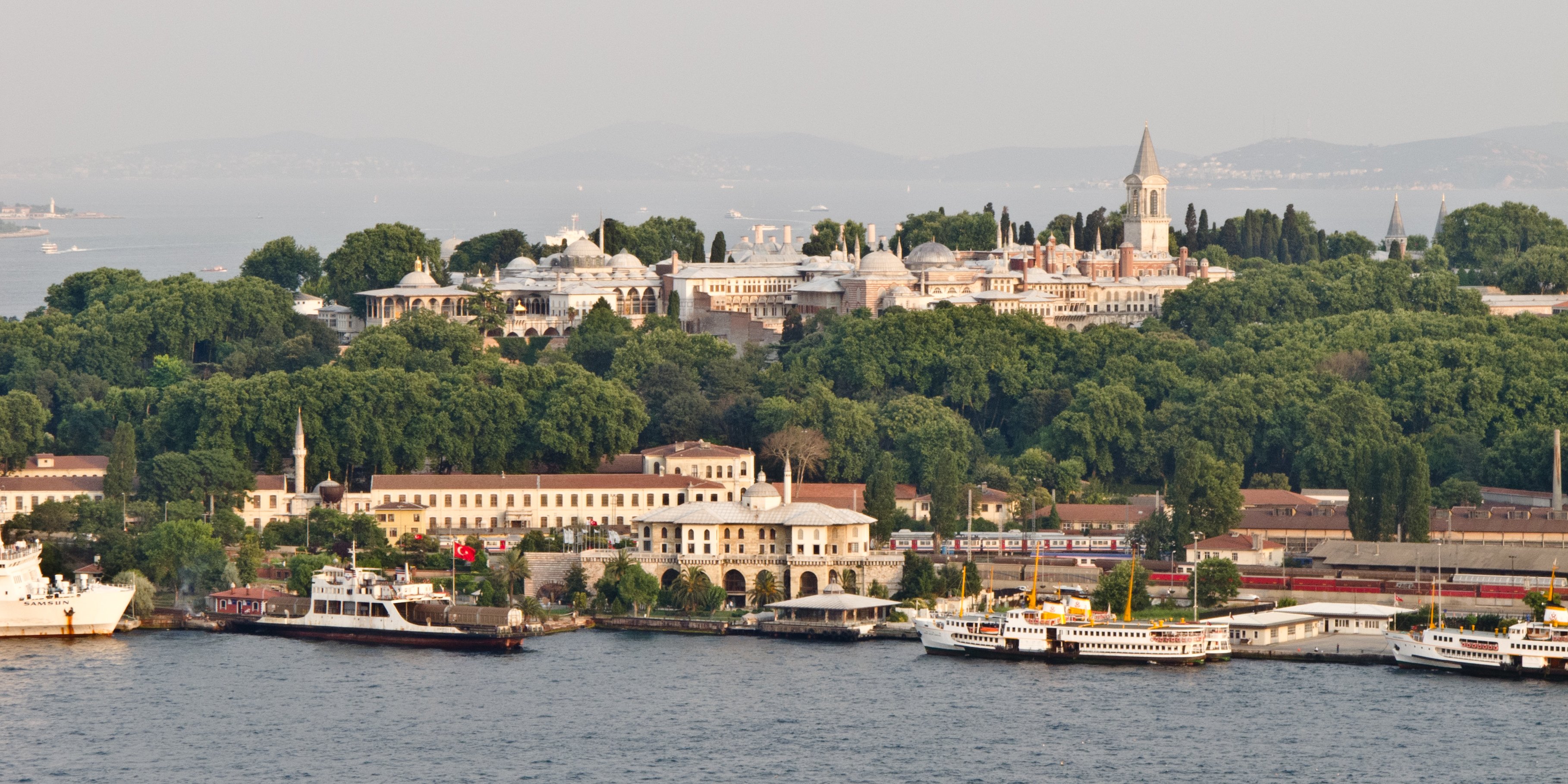 🏰 Topkapi Palace: The Heart of the Ottoman Empire