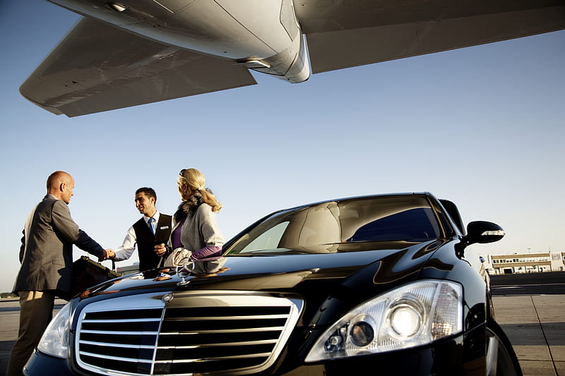 Istanbul airport transfer driver with passenger – professional private transfer