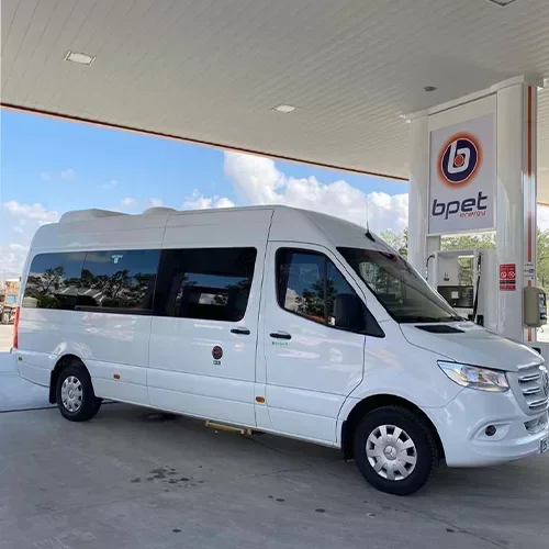 Istanbul group airport transfer — Mercedes-Benz Sprinter minibus up to 14 passengers