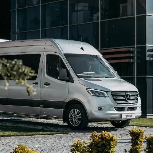 Istanbul business class private airport transfer — Mercedes-Benz VIP